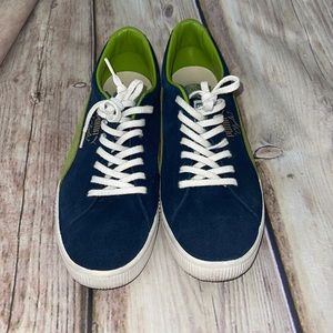 Pumas Clyde Men size 10
